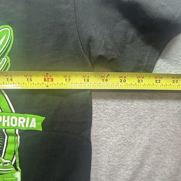 Men's Medium Graphic Sour Diesel T-Shirt Weed Trucking Semi Truck Tee Streetwear - Picture 2 of 5